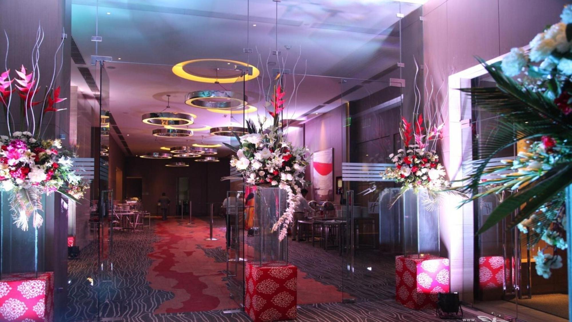 Holiday Inn New Delhi Aerocity By Ihg מראה חיצוני תמונה The lobby of the hotel